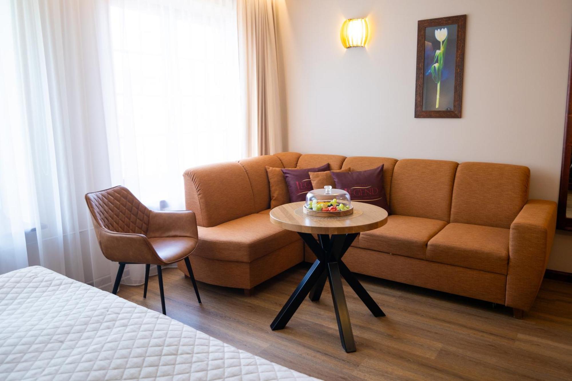 Hotel Legend Pärnu Esterno foto